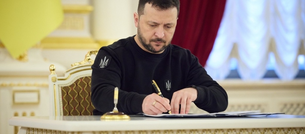 Зеленський вніс до Верховної Ради законопроєкти про продовження мобілізації та воєнного стану