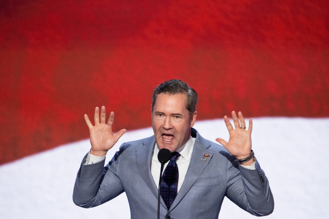 Конгресмен Майк Волтц під час виступу на зʼїзді Республіканської партії.