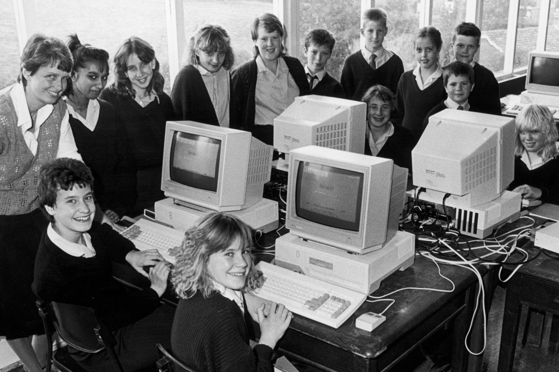 &nbsp;Компʼютерний клас у Білтонській школі, вересень 1988 року.