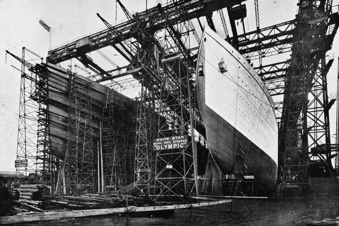 Будівництво лайнерів «Олімпік» (праворуч) і «Титанік» на корабельнях у Белфасті, 1909 рік.