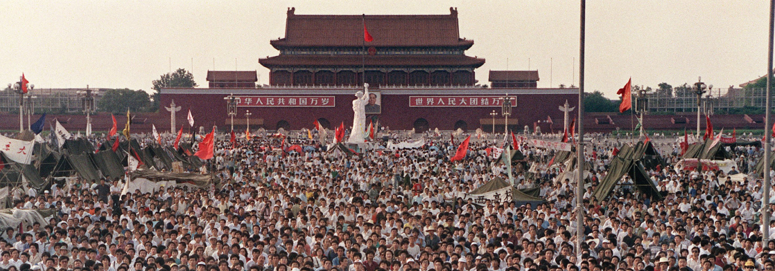 35 років тому студентський мітинг на площі Тяньаньмень переріс у мільйонний антиурядовий протест. Влада придушила його зброєю і танками. Згадуємо про «китайський майдан», який міг змінити країну