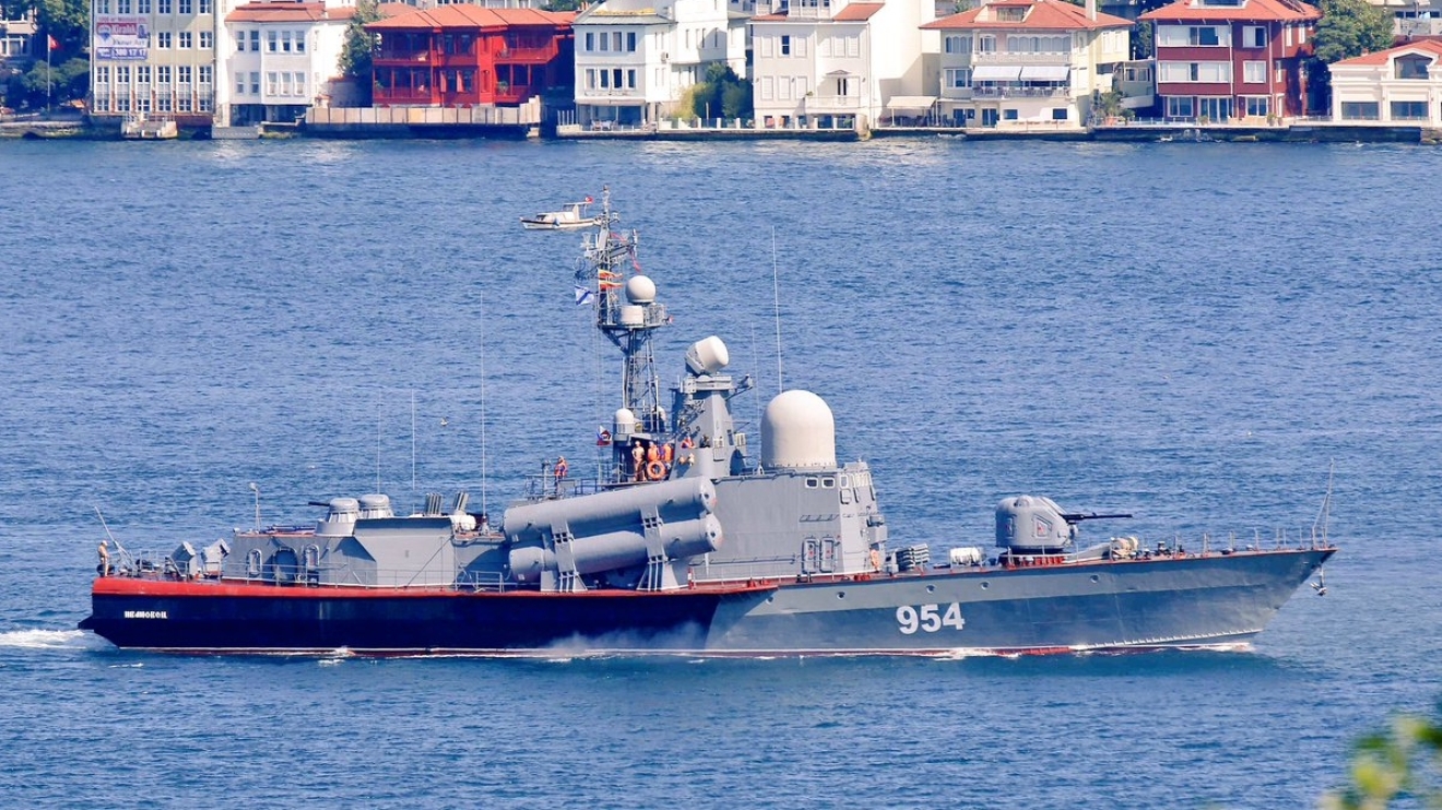 Special unit Group 13 sank the Russian missile boat Ivanovets