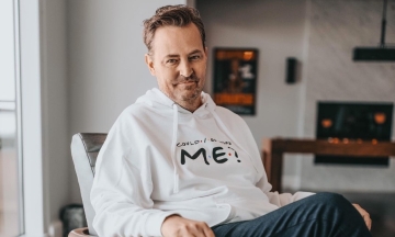 Matthew Perryʼs assistant, who was supposed to help him fight addiction, gave him his last dose of ketamine