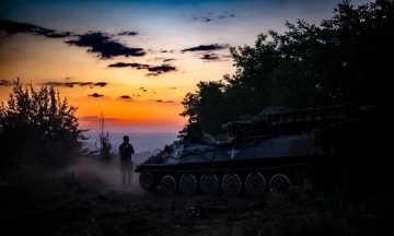 General Staff: Russia lost two tanks and another 900 soldiers over the past day