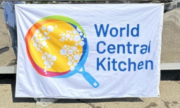 World Central Kitchen відновлює роботу в секторі Гази через 4 тижні після загибелі своїх волонтерів