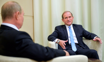 Did you think Victor Medvedchuk was done? No, he is building a propaganda network in Europe and buying off Western politicians. All this is aimed at the elections to the European Parliament