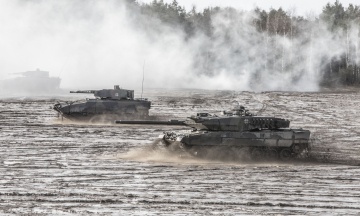 Switzerland will decommission 25 Leopard 2 tanks. They will be resold to Germany