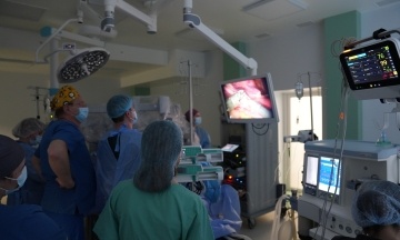 Lviv surgeons for the first time independently removed the uterus and appendages using the Da Vinci robot