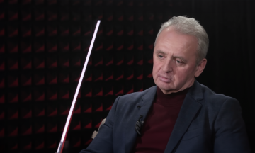 ”We have serious problems, but the front has not collapsed.” We retell Viktor Muzhenkoʼs extensive interview for Radio Liberty: about Zaluzhnyyʼs mistakes, the situation on the front, mobilization and ceasefire