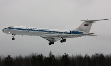 The Tu-134 military plane burned down in Russia. The leadership of the Ministry of Defense of the Russian Federation flies such planes