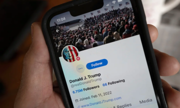 AP: Дописи Трампа в Truth Social почали продавати трейдерам за $100 тисяч на місяць