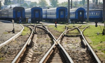 Росіяни вдарили по залізничному вокзалу в Балаклії — кількість постраждалих зросла