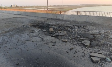Explosions rang out on bridges between Kherson region and Crimea