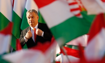 Orbanʼs government accuses Facebook of influencing Hungaryʼs parliamentary elections