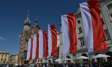 From April 1, Ukrainian refugees will be able to issue a temporary residence permit in Poland
