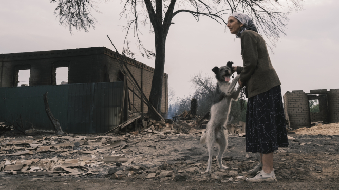 On September 2, half of the village of Studenok near Izyum city burned down, and almost all the residents left it. Grim report about people who lost everything overnight