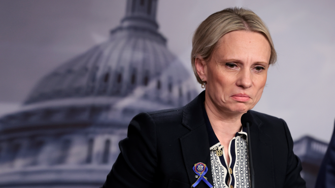 Вікторію Спартц шанували як першу українку в Конгресі. А зараз називають зрадницею, бо вона не підтримала допомогу Україні. Що сталося? Стався Трамп, але не тільки