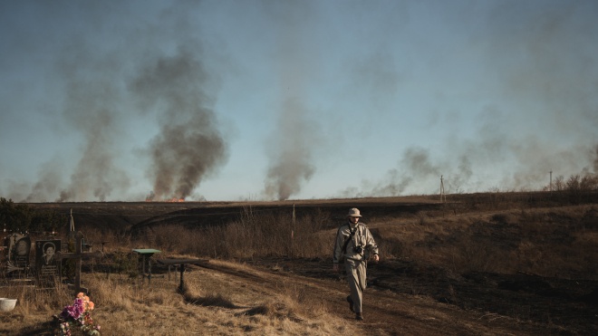 «Найважливіше на місці обстрілу — людина». Фотограф Георгій Іванченко третій рік документує війну. Ми поговорили про роботу в Бахмуті, першу зустріч зі смертю і чи можна фотографувати загиблих