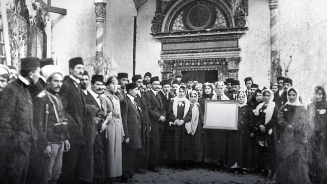 106 років тому кримські татари хотіли створити «Кримську Швейцарію» з рівними правами для всіх (і для жінок теж). Але все зіпсували більшовики. Згадуємо коротку історію Кримської Народної Республіки
