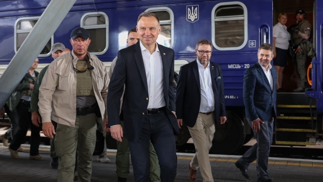 President of Poland Andrzej Duda arrived in Kyiv. He will also discuss the NATO summit with Zelensky