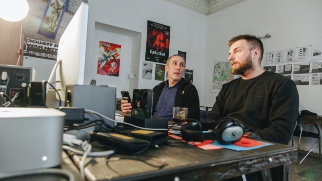 ”Yeah, I didnʼt interview the other side because the other side would kill me.” Documentary filmmakers Andriy Kotlyar and Volodymyr Tykhyi from Babylonʼ13 — about how to make a movie about war