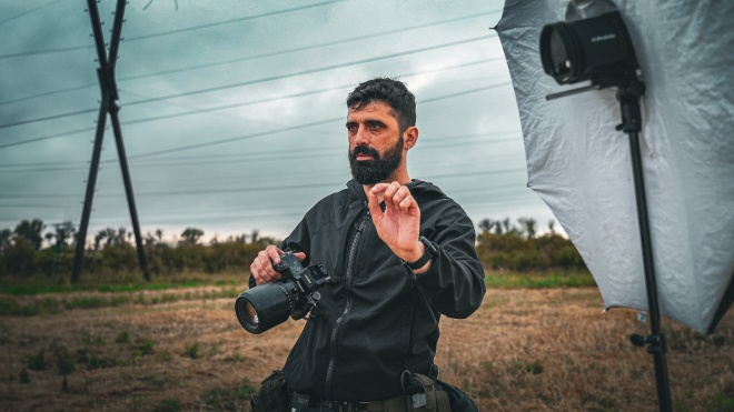 Війна очима журналістів. Фотограф Саша Маслов знімав військових, волонтерів і топпосадовців України. Ми записали з ним інтервʼю — і зібрали 8 важливих його фотографій