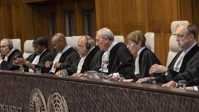 The case against Russia at the International Court of Justice turned into a case against Ukraine. How is this even possible? We explain and look for the positive points (yes, they exist)