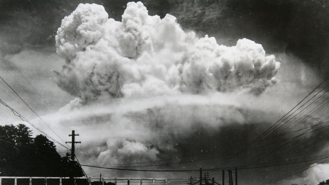 78 років тому США скинули на Японію другу атомну бомбу і закінчили Другу світову. Згадуємо, як Нагасакі не пощастило двічі, а СРСР зрадив японців — історія в архівних кадрах
