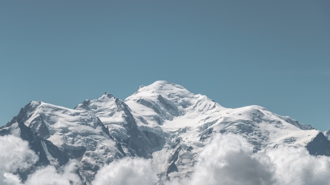Mont Blanc has shrunk by another two meters