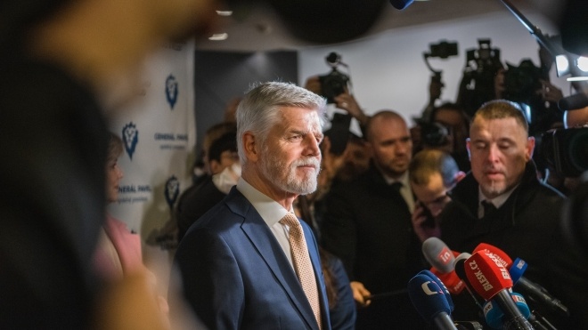 https://babel.ua/static/content/cdu6y87t/thumbs/660x371/f/0e/60cb0a523e5b7d11aaa3f617e200d0ef.jpeg?v=9933