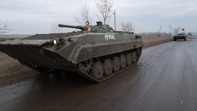 Війна. Окупанти намагаються прорватися до Бахмуту, Канада передає 200 бронемашин, а Шольц висуває умови для постачання Україні танків Leopard. День 330: онлайн