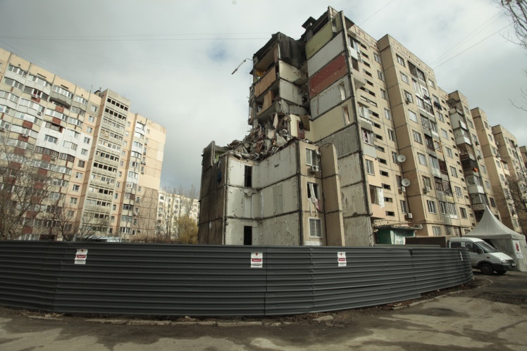 A ruined building on Dobrovolskoho Avenue in Odesa.