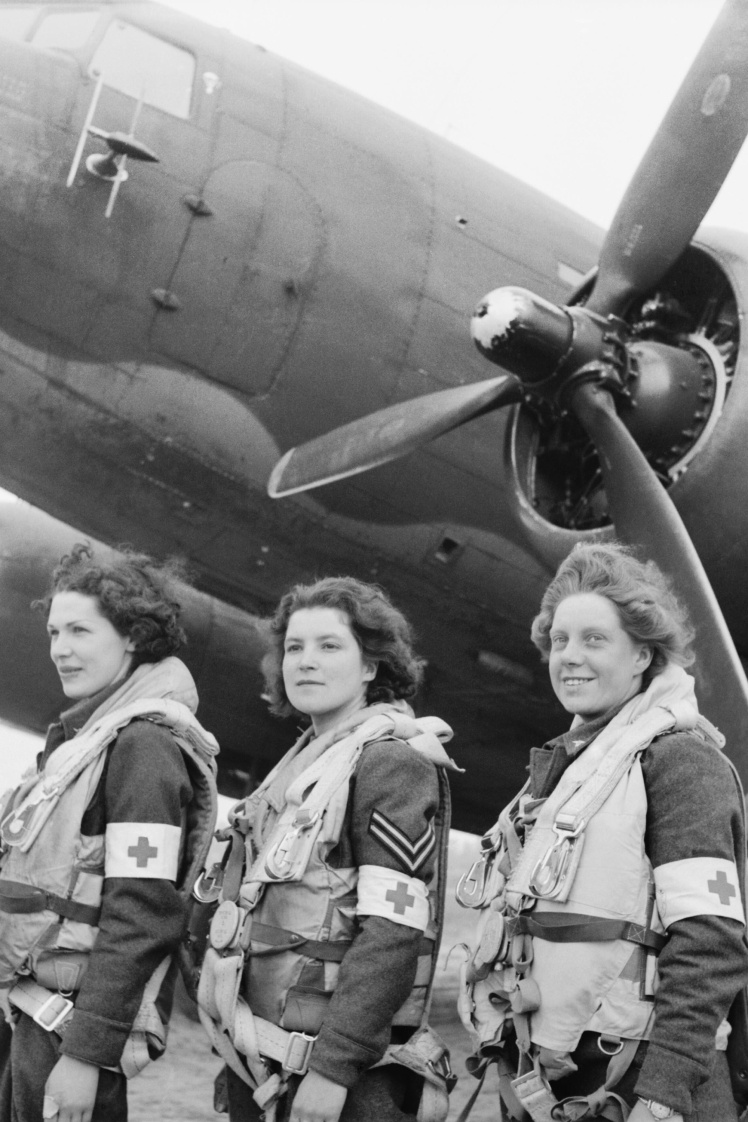 Медсестри WAAF із загону санітарної авіації у Франції, 1944 рік