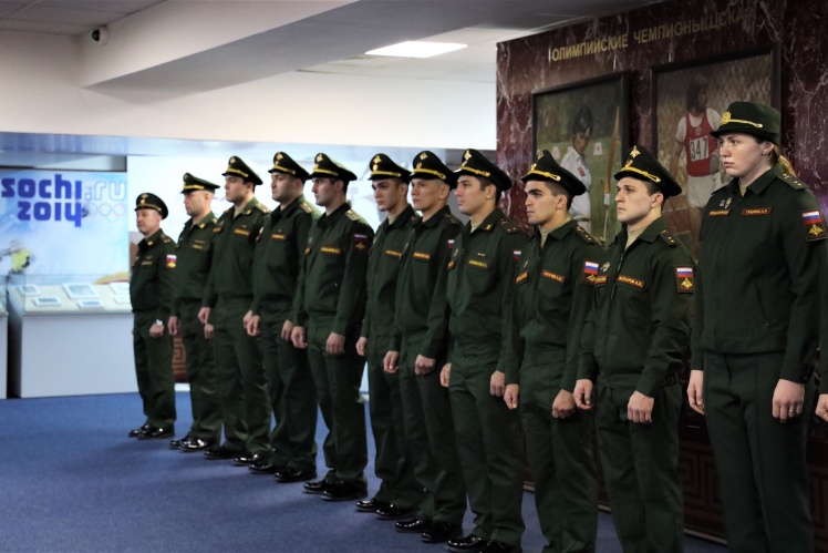 The Russian national judo team before flying to France for the 2021 World Military Championship (CISM).