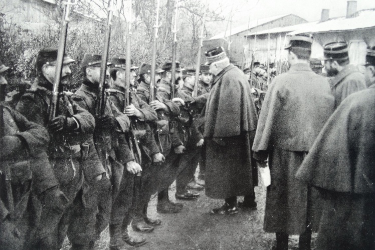 Joseph Joffre inspects the formation of the military, 1915.