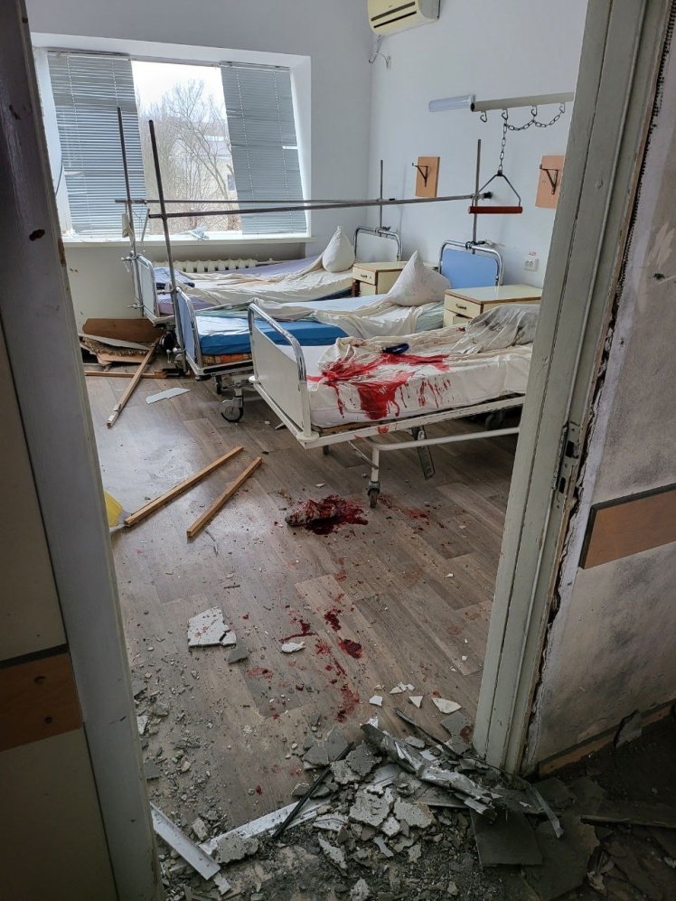 Херсонська обласна клінічна лікарня після артилерійського обстрілу 29 січня 2023 року.