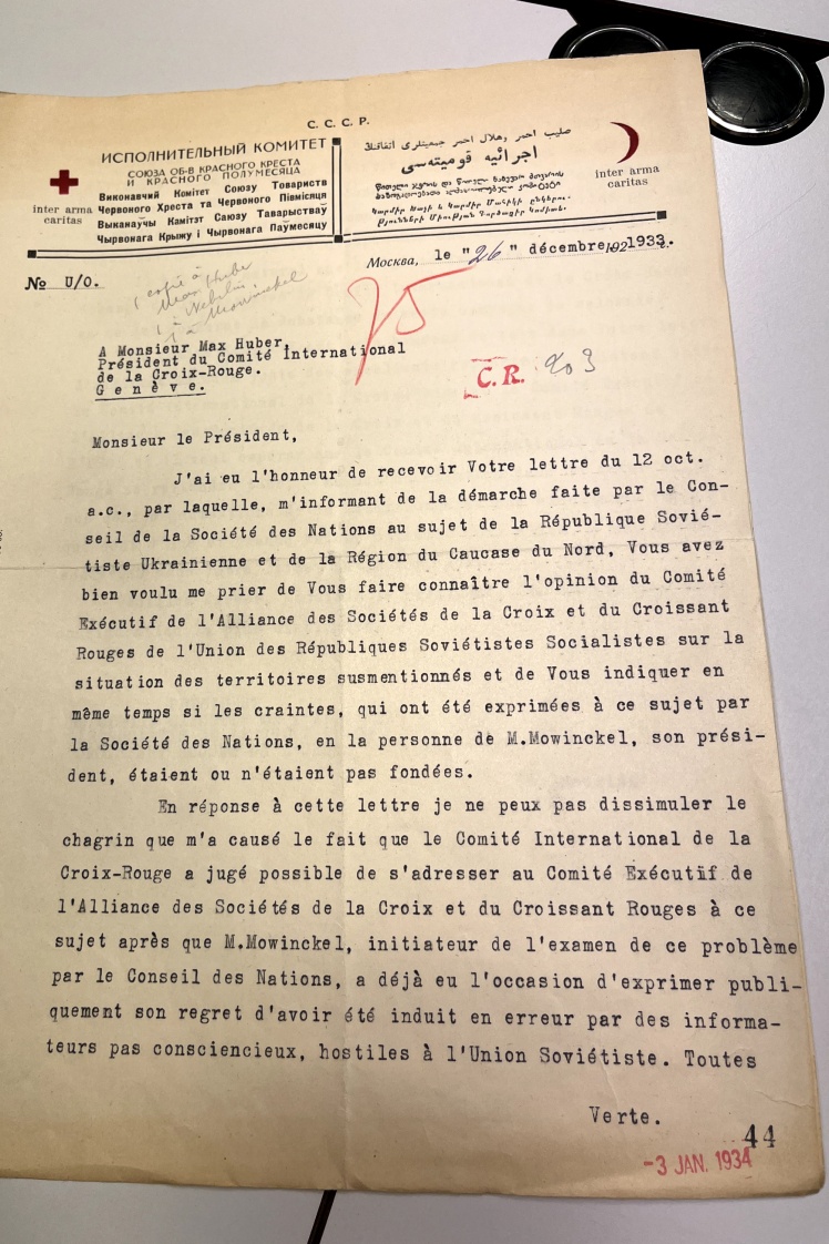 The response of the Union of Soviet Societies of the Red Cross to the ICRCʼs letter with a request to allow committee employees to Ukraine. In the letter, the USSR writes that the information about the famine in Ukraine is propaganda.