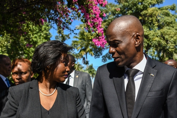 Президент Гаїті Жовенель Моїз (праворуч) і перша леді Мартіна Моїз (ліворуч), 2020 рік.