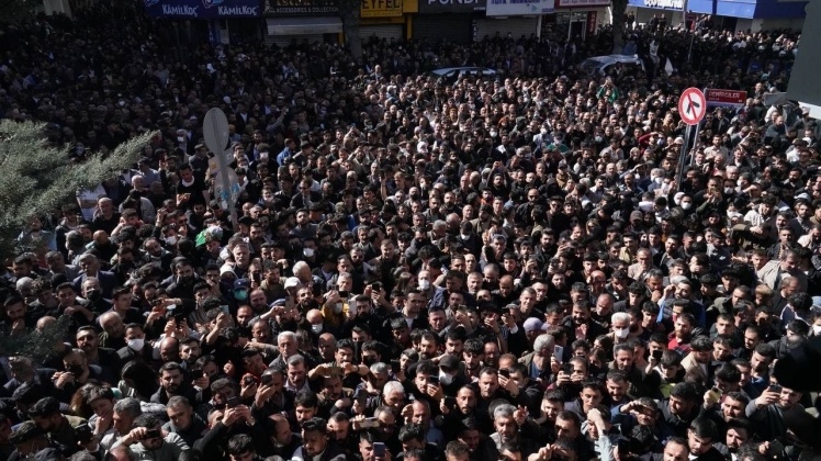 Сотні людей у Вані вийшли на вулиці, вимагаючи поновити перемогу Зейдана.