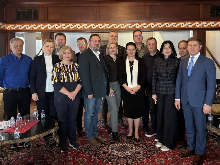 Ambassador of Ukraine Oksana Markarova and a group of MPs who are part of the OSCE observation mission at the US elections. Serhiy Rakhmanin in the second row, first from the left.