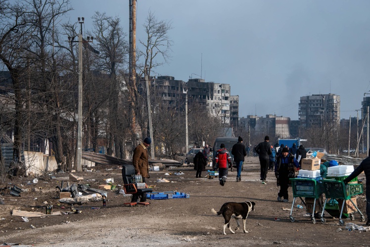 Residents of Mariupol are packing up as they prepare to flee the war-torn city. March 17, 2022.