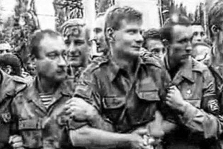 Ihor Mosiychuk during clashes with the police at the funeral of Patriarch Volodymyr, 1995.