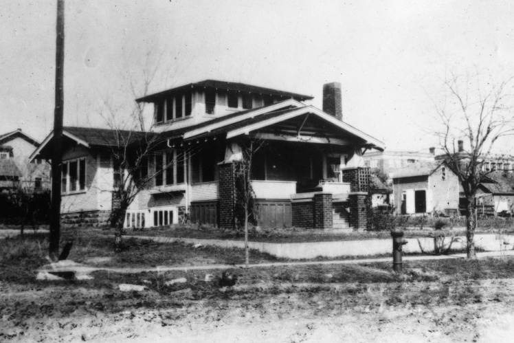 Bill and Rita Smithʼs home in Fairfield, Oklahoma.