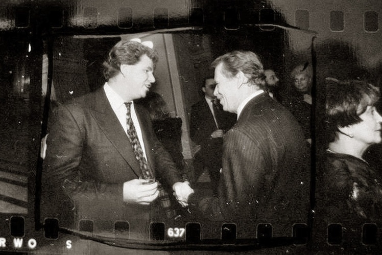 Віктор Кожени та президент Чехії Вацлав Гавел на початку 1990-х.