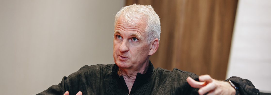 «Для поляків війна за памʼять зручніша і легша, ніж справжня війна». Історик Тімоті Снайдер прочитав коротку лекцію про україно-польський конфлікт польському Newsweek. Головні тези