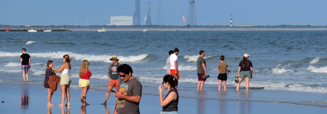 Подружжя колишніх агентів ЦРУ, попиваючи коктейлі в барі у Флориді, виявило шпигунську мережу китайців і росіян. Переказуємо матеріал Vanity Fair