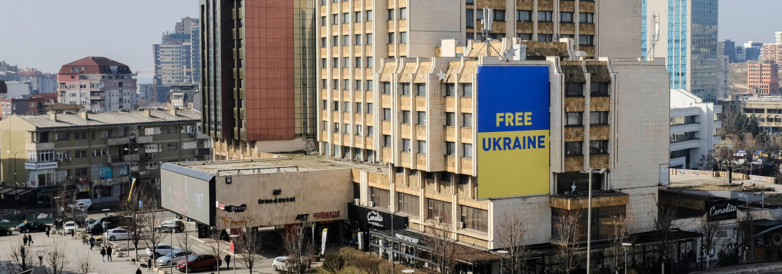 Zelensky declared that Kosovo is part of Serbia. In response, a “Free Ukraine” poster was removed from the center of Pristina. The history of the conflict in the Balkans and why everything is still ambiguous for Ukraine