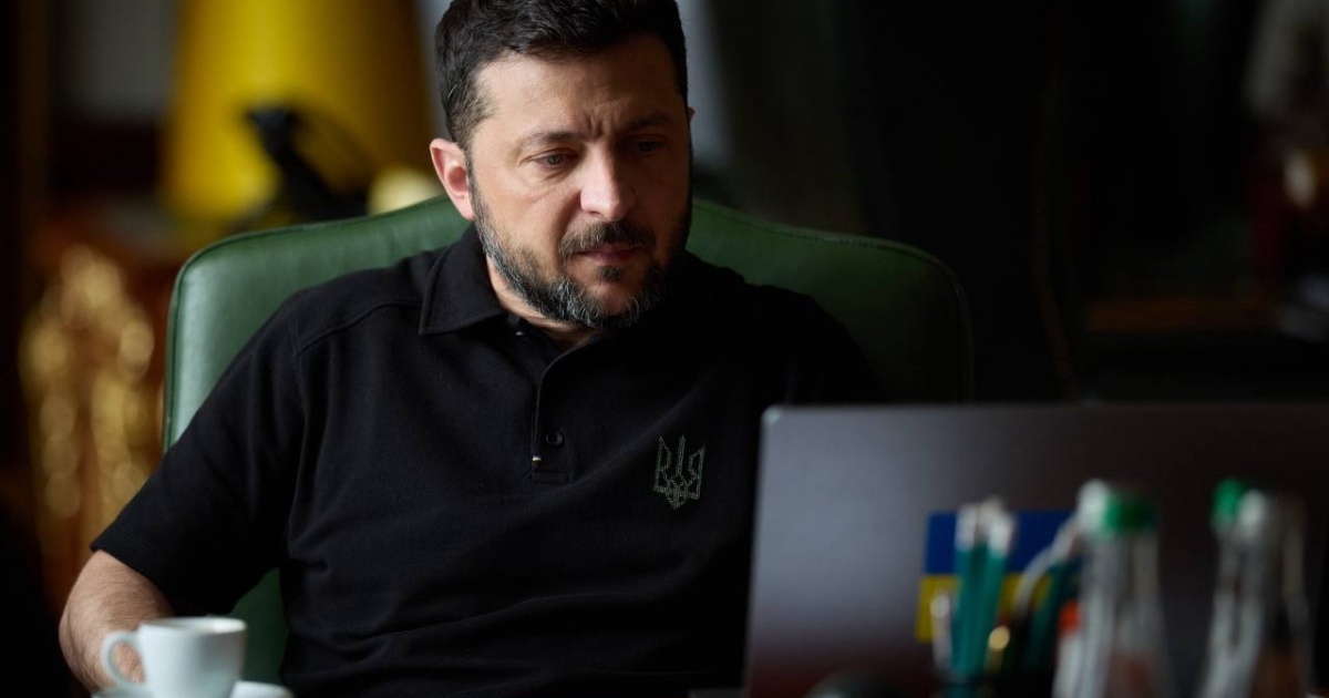 Media: Four military drones escorted Zelenskyʼs jet in Ireland