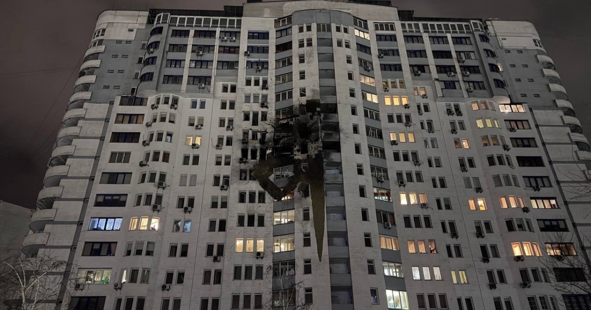 Rescuer who was hit by Russian strike on Kyiv on January 9 dies in hospital