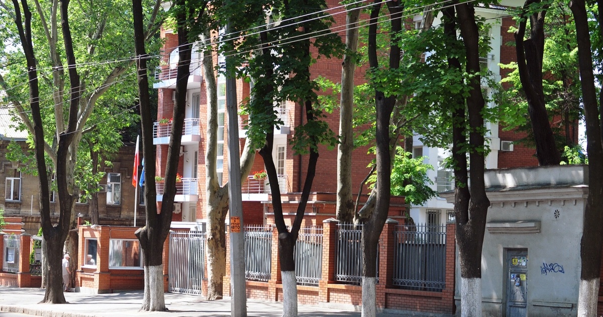 Russia damaged the Polish consulate in Odesa during nighttime shelling